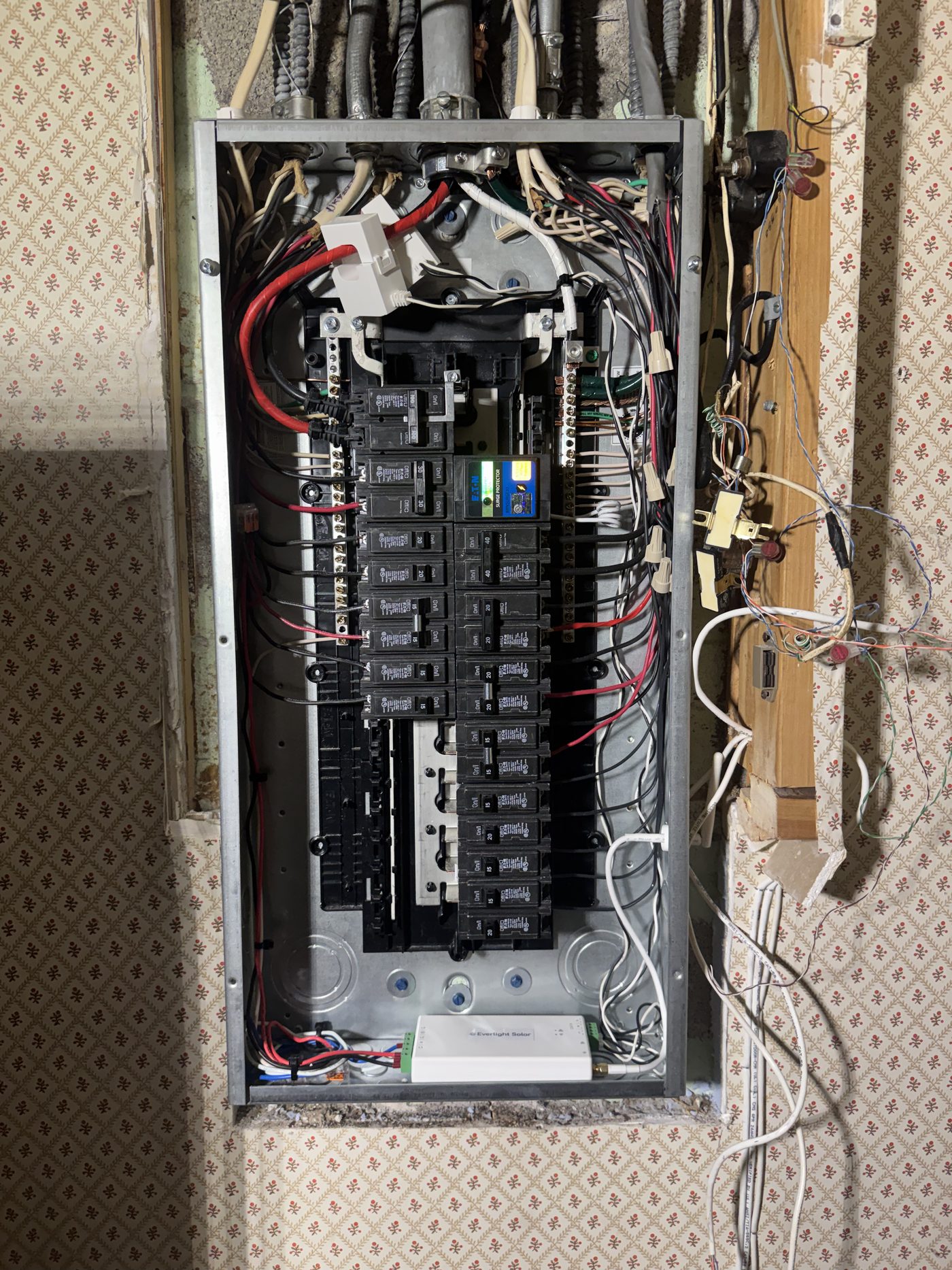 Detailed electrical panel wiring